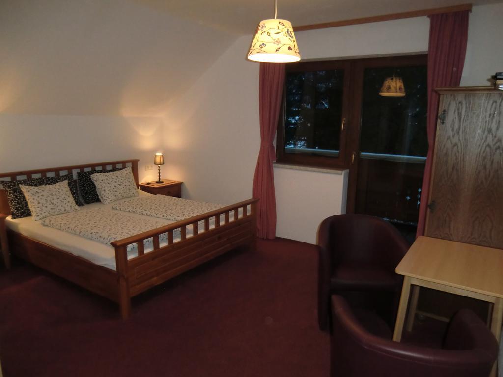 Haus Rye B&B Obertraun Quarto foto