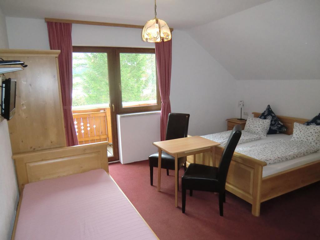 Haus Rye B&B Obertraun Quarto foto