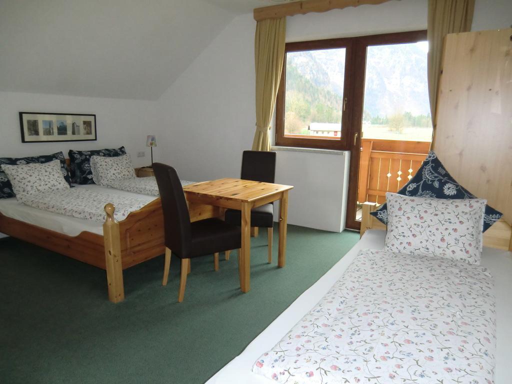 Haus Rye B&B Obertraun Quarto foto